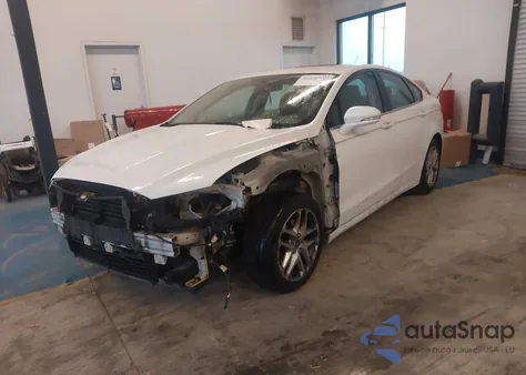 2013 Ford Fusion Se z USA, uszkodzony, nr VIN 3FA6P0H71DR114253